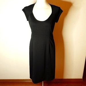 6) Peruvian Connection Keyhole Back Fitted Tshirt Dress